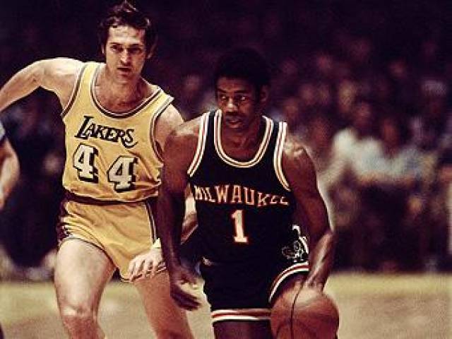 了球队的整 了球队的整